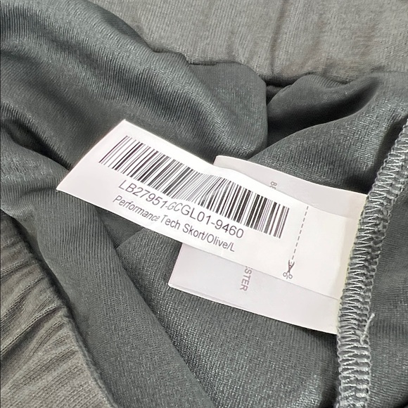 Quince Size Large Performance Tech Skort Olive NWT - Picture 4 of 10